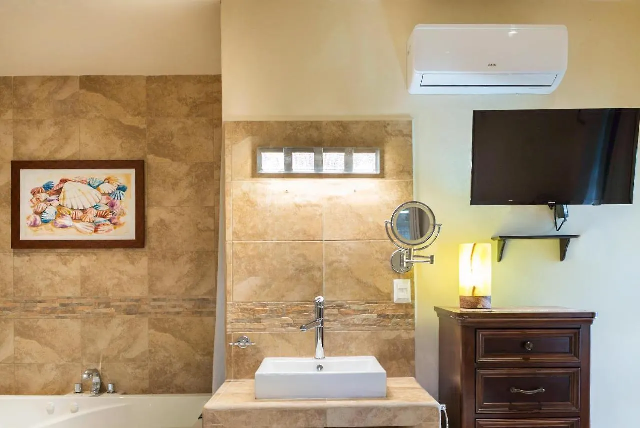 Alamos Inn Hotel Con Jacuzzi Y Piscina カンクン 0*,  メキシコ
