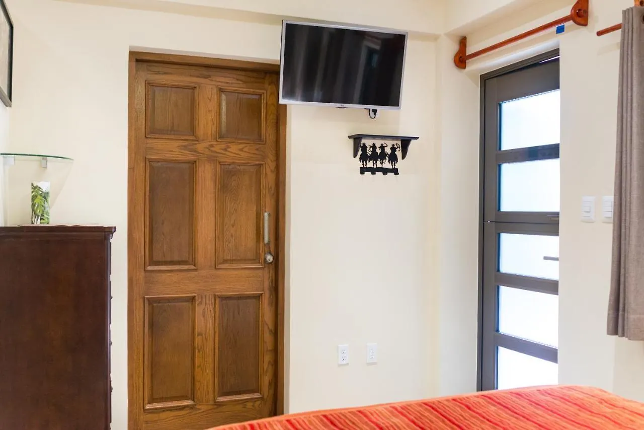Alamos Inn Hotel Con Jacuzzi Y Piscina Канкун