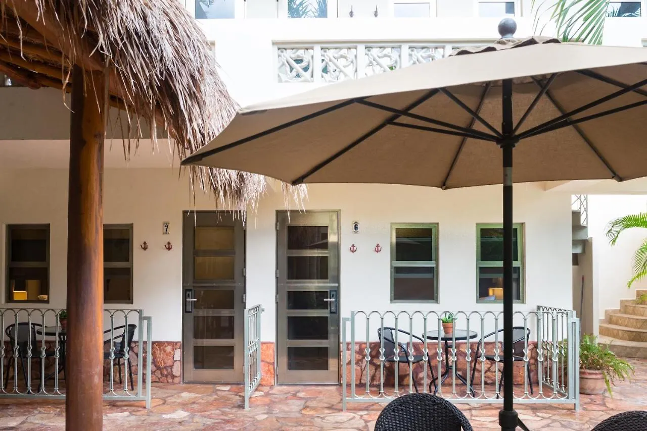 Alamos Inn Hotel Con Jacuzzi Y Piscina Cancun